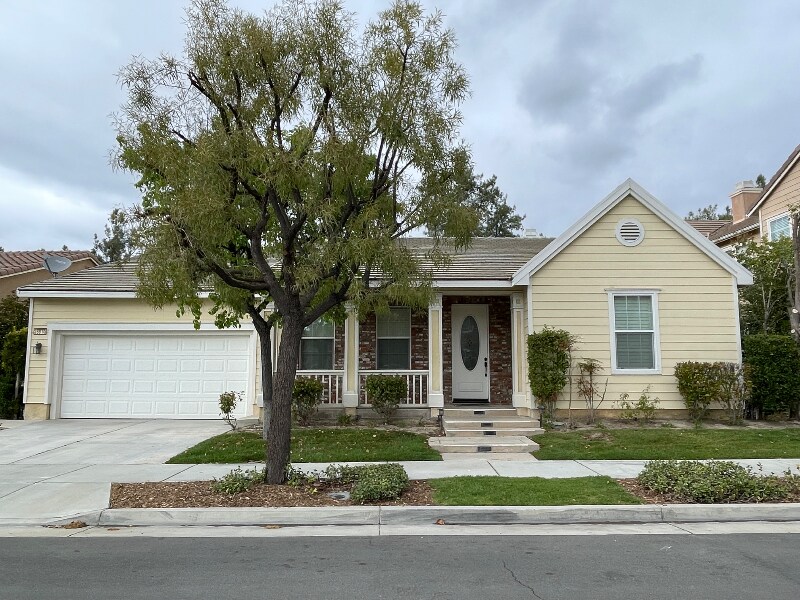 28810 Cheverly Ct in Temecula, CA - Building Photo