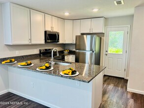 535 S Woodlawn St in St. Augustine, FL - Building Photo - Building Photo