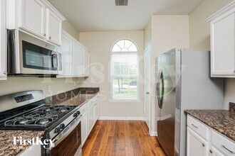 9439 Ruby Mist Dr in Rosharon, TX - Foto de edificio - Building Photo