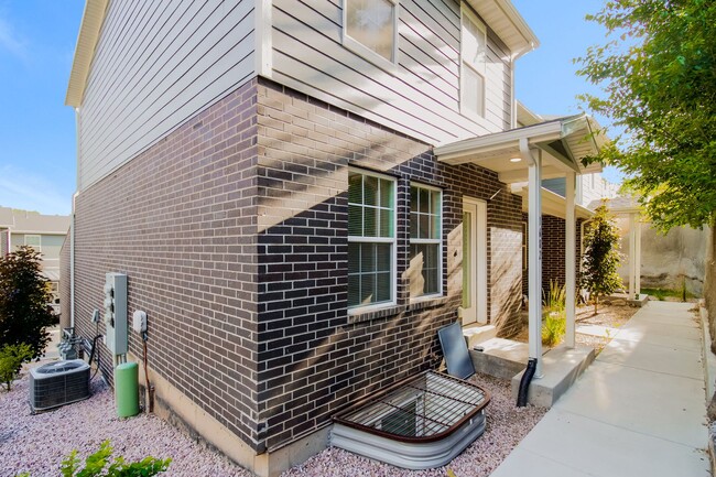 property at 1682 E 1425 S