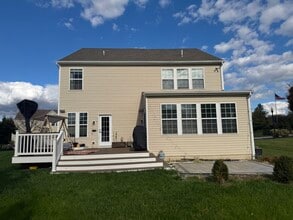 710 N Haines Cir in Downingtown, PA - Foto de edificio - Building Photo