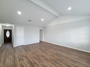 2024 Stones throw Dr in Bay City, TX - Building Photo - Building Photo