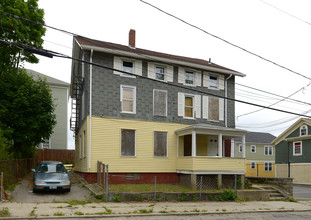 45 Fuller Ave in Central Falls, RI - Building Photo - Building Photo