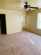 124 Booker Rd-Unit -A in Waynesville, MO - Foto de edificio - Building Photo