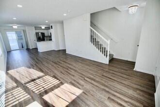 8330 Bruntsfield Rd in Columbus, OH - Building Photo - Building Photo