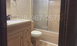 728 N Vine St in Du Quoin, IL - Building Photo - Building Photo
