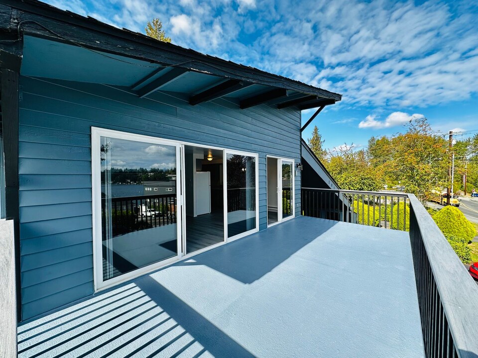 2024 Vernon Rd in Lake Stevens, WA - Building Photo