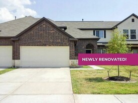 12146 Pia Drive in Houston, TX - Building Photo