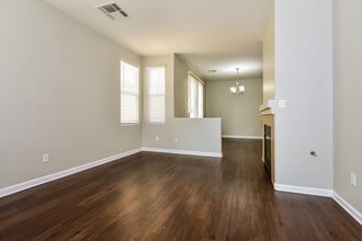 5736 Adanon St in North Las Vegas, NV - Building Photo - Building Photo