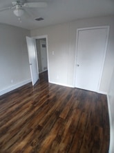 106 S Davis St, Unit 2E in New Boston, TX - Building Photo - Building Photo