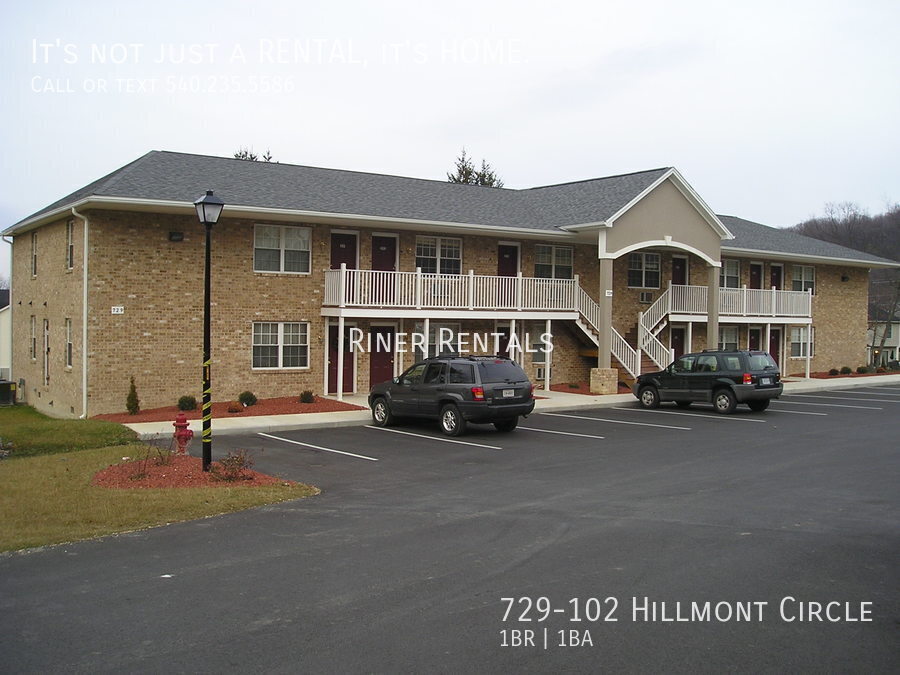 729 Hillmont Cir in Harrisonburg, VA - Building Photo