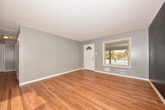 5101 N 83rd St in Milwaukee, WI - Building Photo - Building Photo