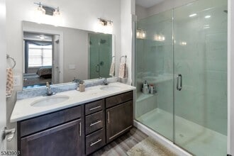 310 Centennial Ave, Unit 202 in Cranford, NJ - Building Photo - Building Photo