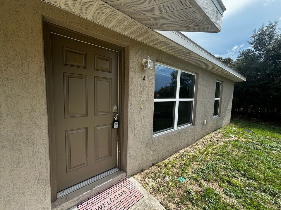 8532 Juniper Rd in Ocala, FL - Foto de edificio