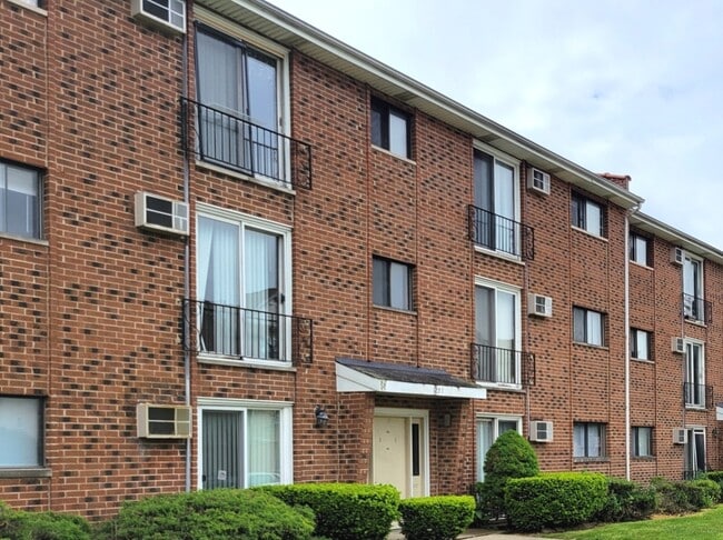 property at 1257 Harding Ave
