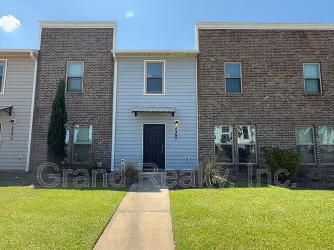 property at 4397 Village Oak Ln