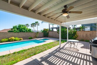 10919 Mirador Dr in Rancho Cucamonga, CA - Building Photo - Building Photo