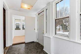 977 Fremont Ave E in St. Paul, MN - Building Photo - Building Photo