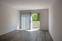 Edgemont Court Apartments in Los Angeles, CA - Foto de edificio - Interior Photo