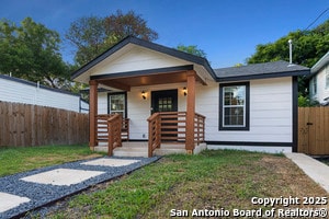 1851 Dawson St in San Antonio, TX - Building Photo - Building Photo