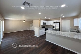 10820 E Arcadia Ave in Mesa, AZ - Foto de edificio - Building Photo