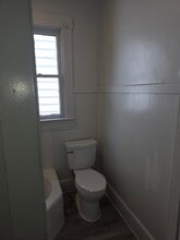 211 S Western Ave, Unit 211 in Springfield, OH - Foto de edificio - Building Photo