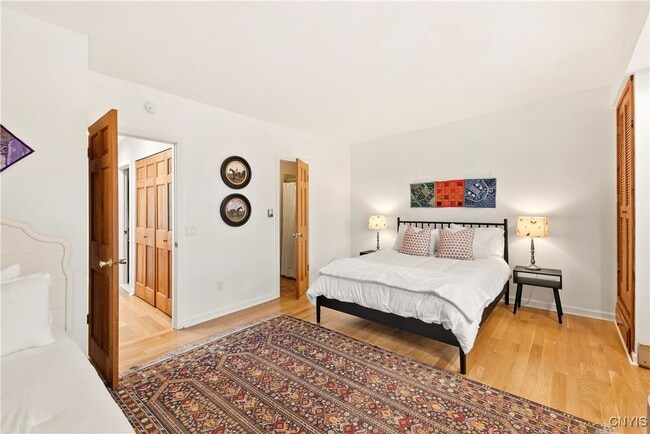 property at 18 E Genesee St