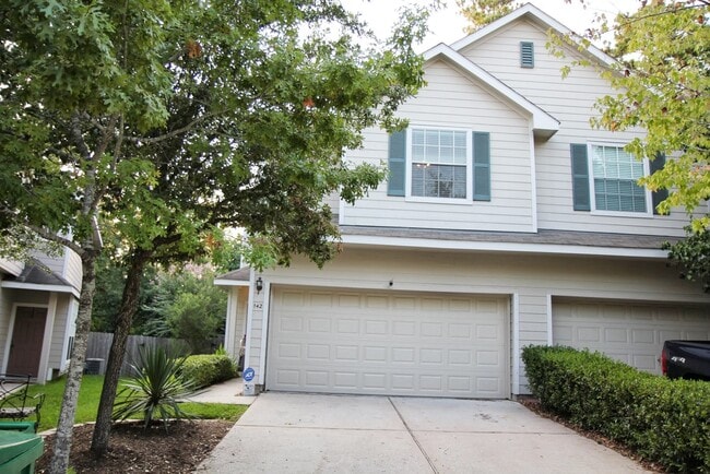 property at 142 N Camellia Grove Cir