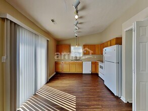 10873 Ashwood Dr in Fishers, IN - Building Photo - Building Photo