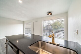 1309 Blair St in Houston, TX - Building Photo - Building Photo