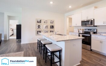 7911 Hickory Meadow Rd in Millington, TN - Building Photo - Building Photo