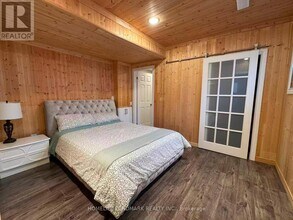15 Serano Crescent in Richmond Hill, ON - Building Photo - Building Photo