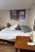 1683 Beacon St, Unit 1G in Brookline, MA - Foto de edificio - Building Photo
