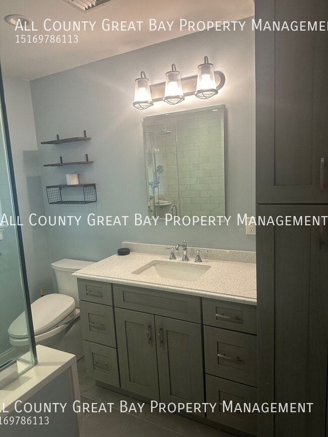 275 Ocean Ave in Islip, NY - Building Photo - Building Photo