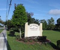 Building Photo - The Reserve at Pershing Oaks Apartments in Orlando, Florida