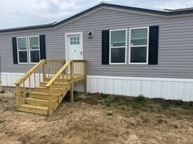 312 Patriot Ln in Collinston, LA - Building Photo