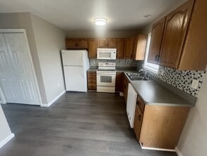 21 Electra Court in Martinsburg, WV - Building Photo - Building Photo