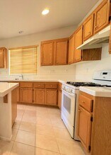 13387 Hickory Way in Moreno Valley, CA - Building Photo - Building Photo