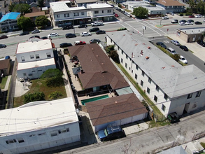 1810 Cabrillo Ave in Torrance, CA - Building Photo - Building Photo