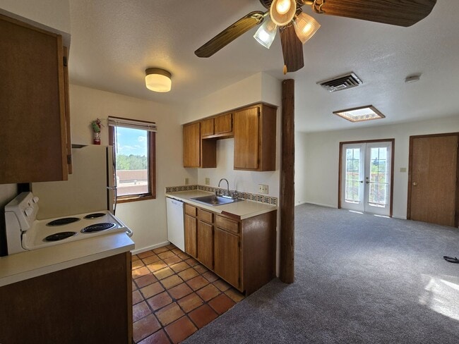 property at 2600 W Zia Rd