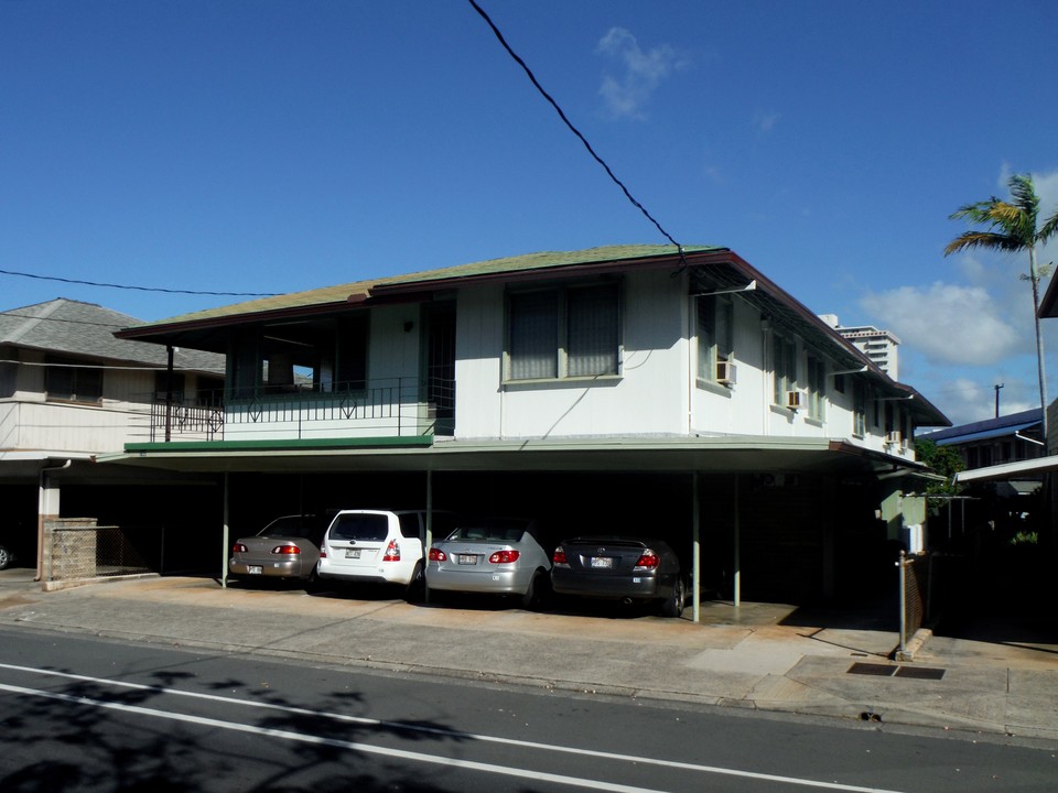 732 University Ave in Honolulu, HI - Building Photo