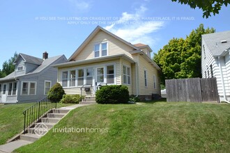 3962 Van Buren St NE in Minneapolis, MN - Building Photo - Building Photo