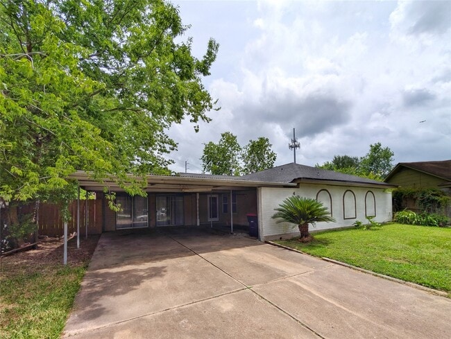 property at 4919 Connorvale Rd