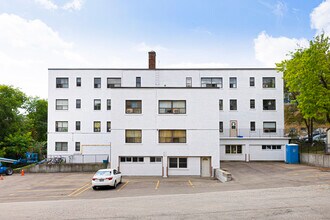 Humber Valley Apartments in Toronto, ON - Building Photo - Building Photo