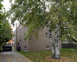 9 Downsview Dr Apartments