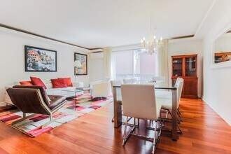 28-28 Admiral Rd in Toronto, ON - Building Photo - Building Photo