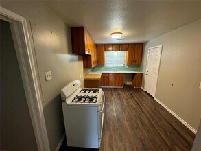 2322 Costa Mesa Dr in Dallas, TX - Building Photo - Building Photo