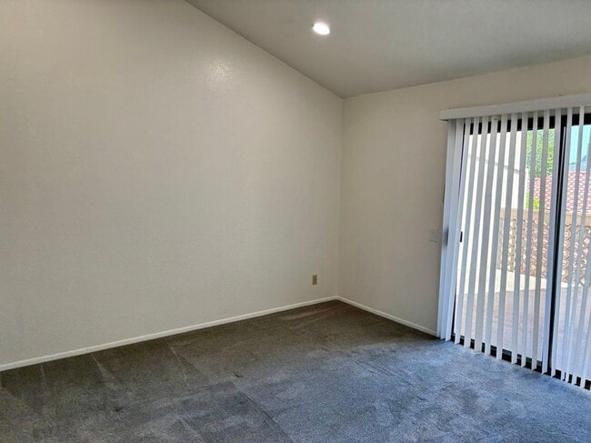 4791 Lago Dr in Huntington Beach, CA - Building Photo - Building Photo