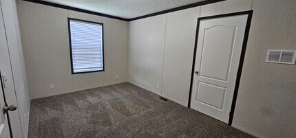 179 Magnolia Pl in Belleville, MI - Building Photo - Building Photo