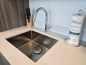 190 SW 8th St in Miami, FL - Building Photo - Building Photo